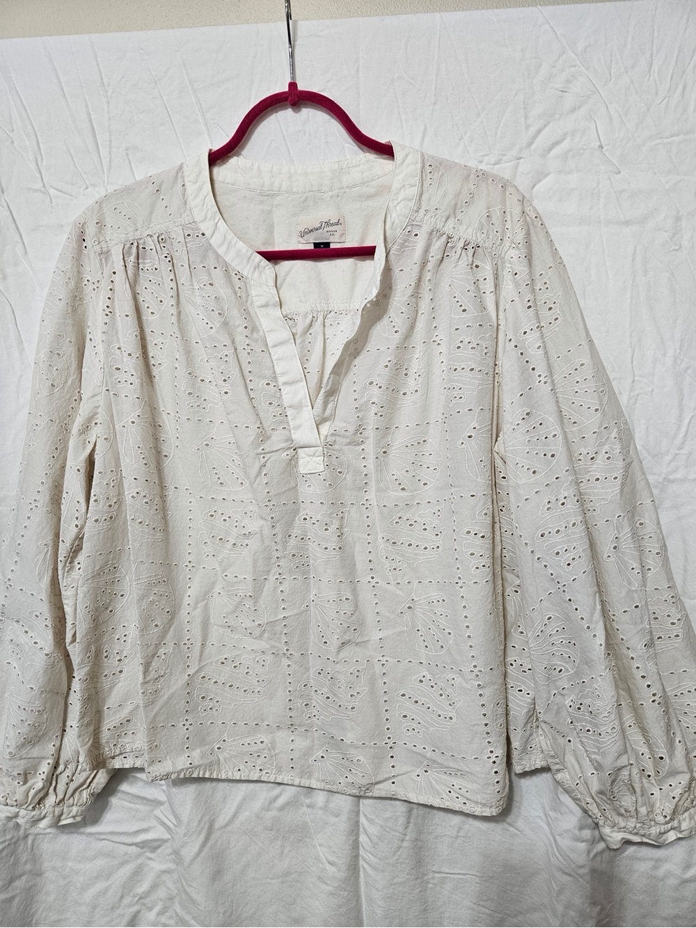 Universal Thread Cream Eyelet Split V-Neck Peasant Blouse
